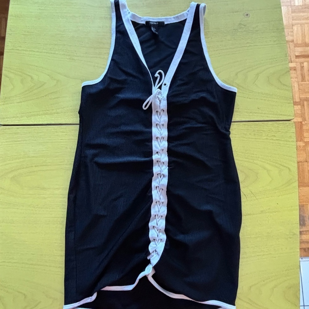 Unreal tie-up stretch dress ! LOVE